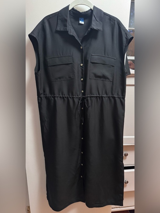 Old Navy Dresses & Skirts - Old Navy Black Cap Sleeve Button-Front Drawstring Midi Dress